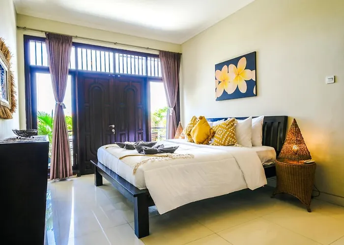 Villa Logan - Kuta - 5 Bedroom - 3 Bathroom Villa - Great Location